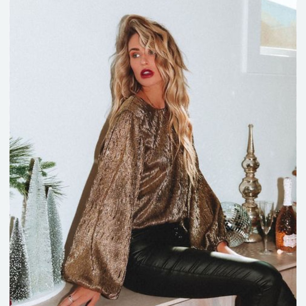 VICI Collection Bright Spark Billowed Crop Blouse - Gold